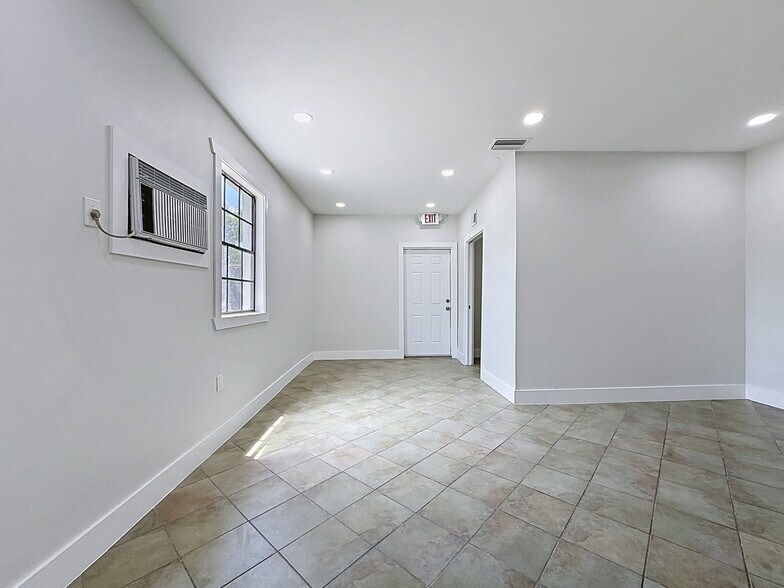 More Photos Of 13414 US Highway 19, Hudson Showroom For Lease