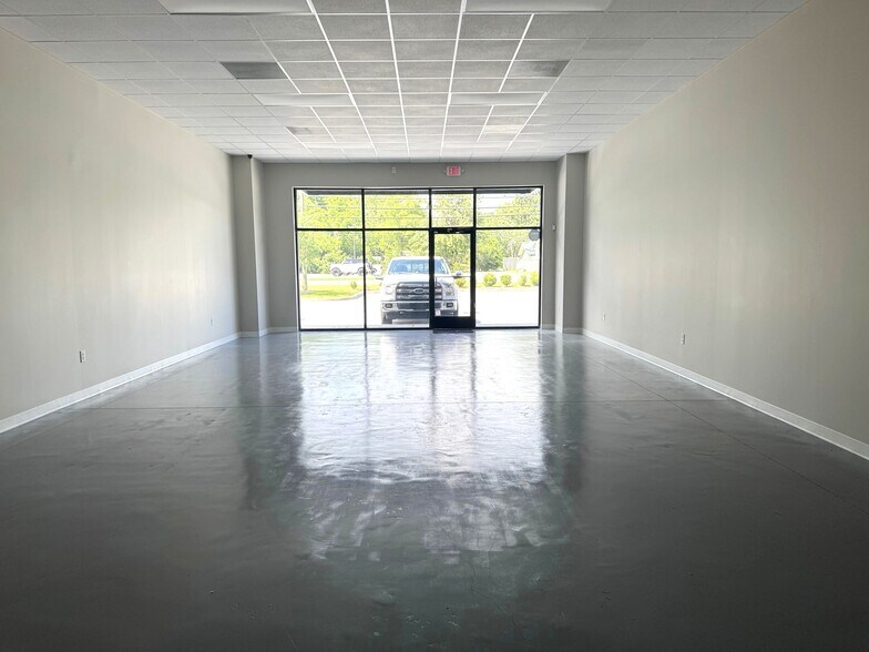 More Photos Of 405 US Highway 80 W, Pooler Storefront For Lease