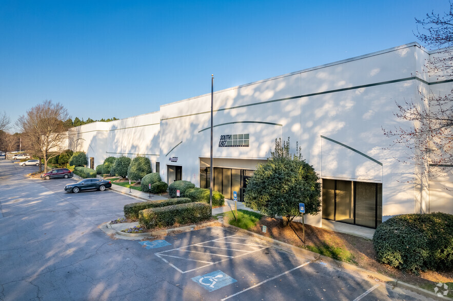 Primary Photo Of 5050 Oakbrook Pky, Norcross Warehouse For Lease