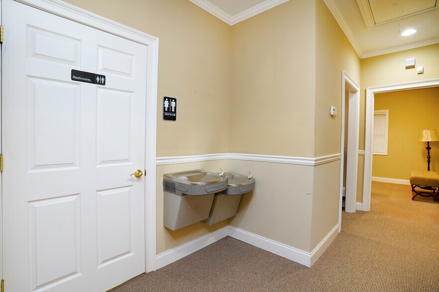 More Photos Of 2775 Cruse Rd, Lawrenceville Office Residential For Sale