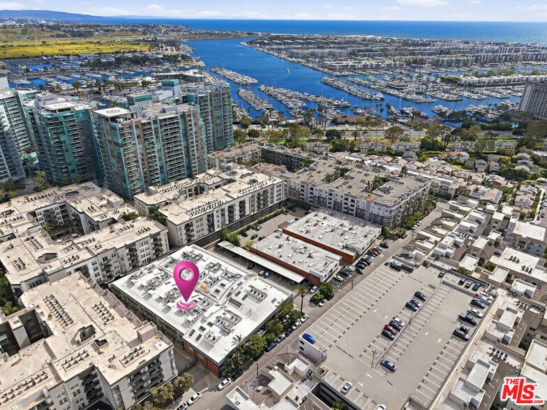 More Photos Of 1046 Princeton #108 dr, Marina Del Rey Office For Sale