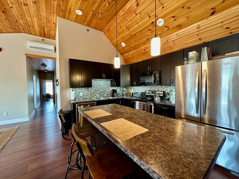 More Photos Of 1 Public Sq, Holley Apartments For Sale