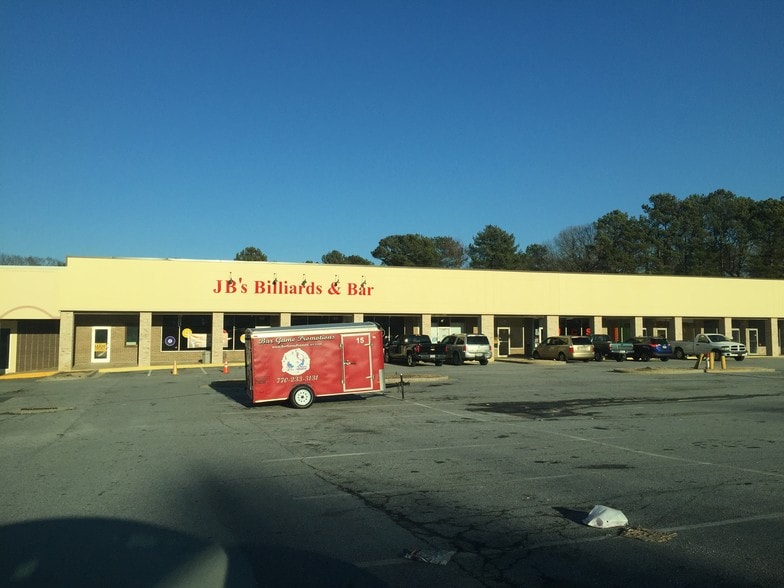 More Photos Of 4150 Jonesboro Rd, Forest Park Freestanding For Lease