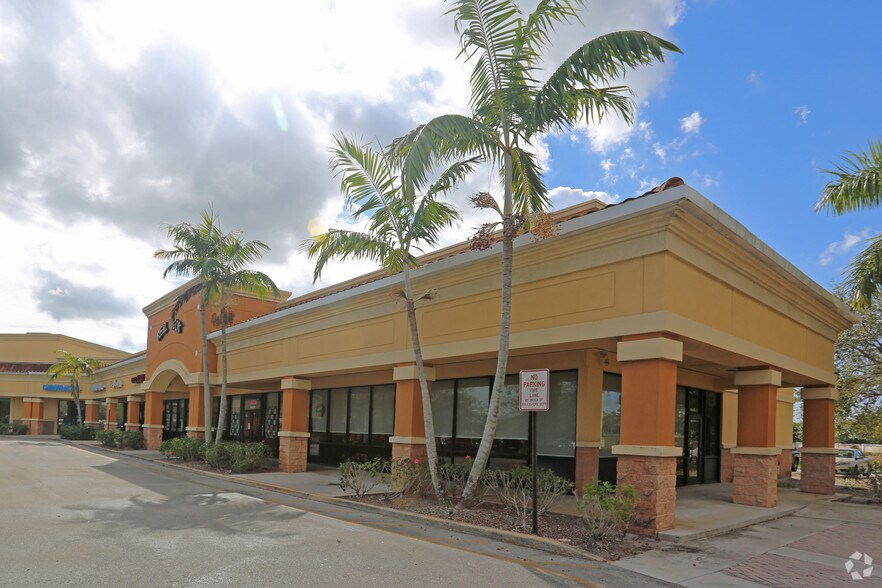 More Photos Of 4622-4640 Hypoluxo Rd, Lake Worth General Retail For Lease
