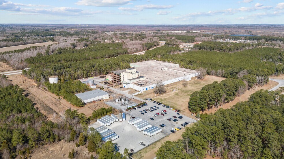 More Photos Of 197 Bosch Blvd, New Bern Warehouse For Lease