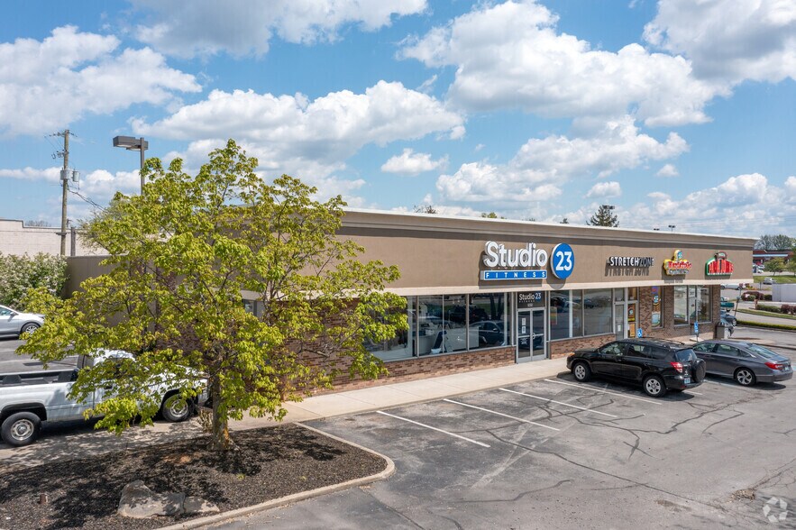 More Photos Of 2925 Richmond Rd, Lexington General Retail For Lease