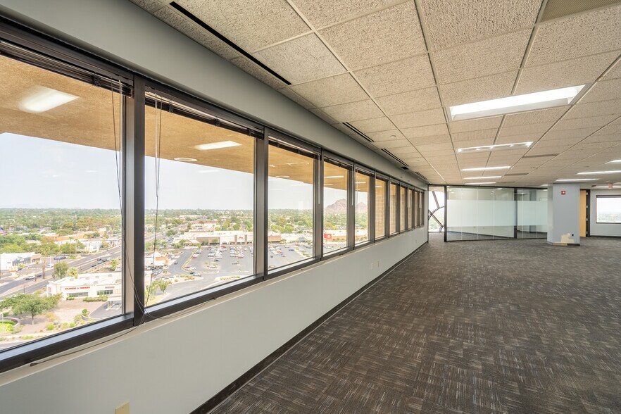 More Photos Of 2800 N 44th St, Phoenix Office For Lease