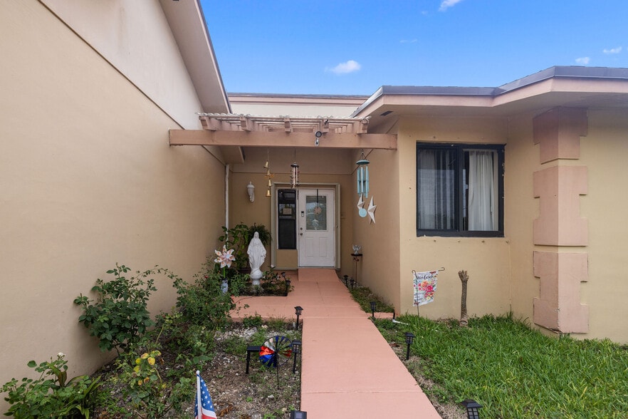 More Photos Of SW 127 Ave & SW 104 St, Miami Assisted Living For Sale
