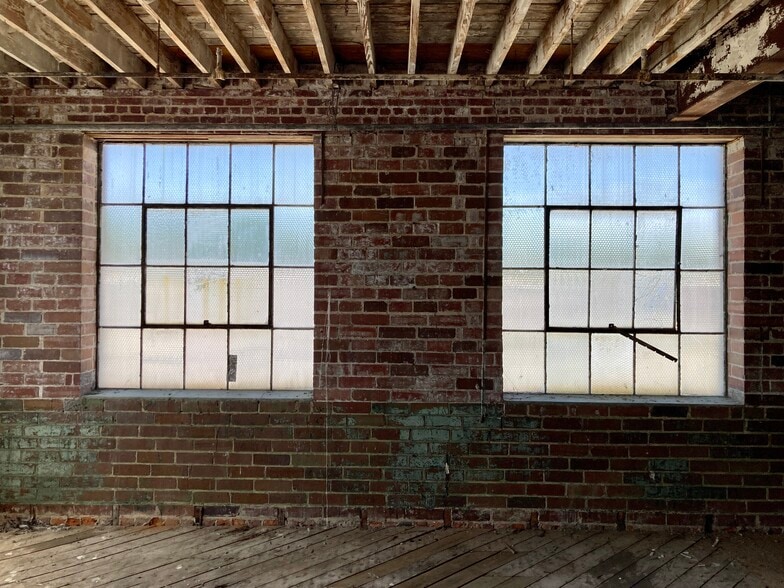 More Photos Of 1001 S Elm St, Greensboro Manufacturing For Sale