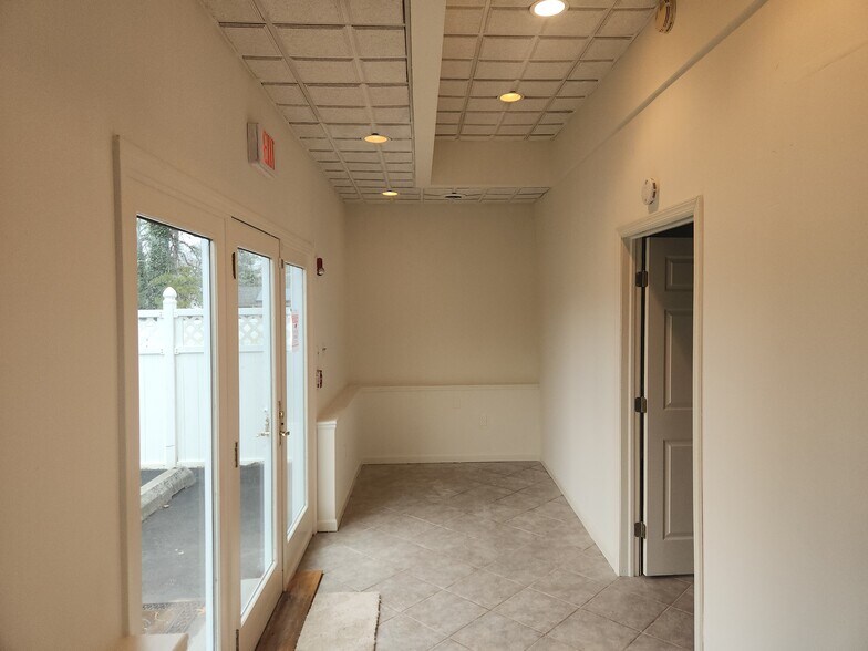 More Photos Of 617 Atlantic City Blvd, Beachwood Office For Lease