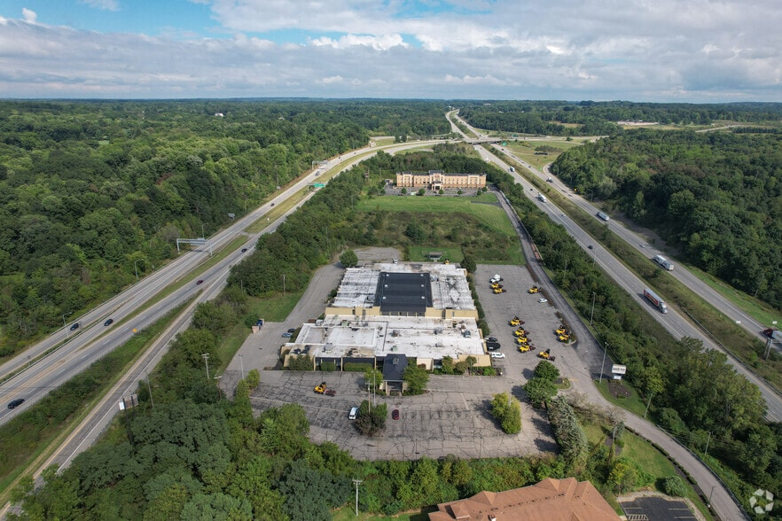 More Photos Of 3377 New Castle Rd, West Middlesex Hotel For Sale