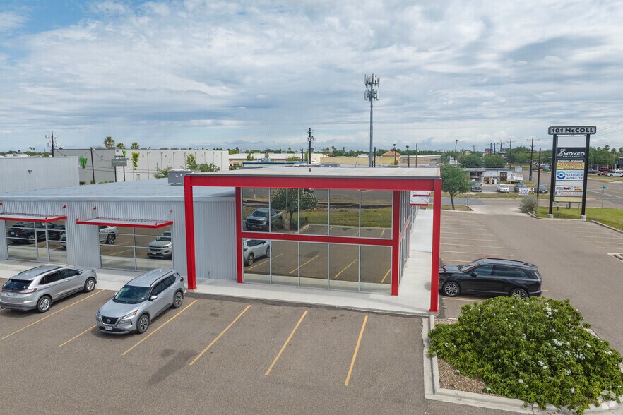 More Photos Of 101 N McColl Rd, McAllen Freestanding For Lease