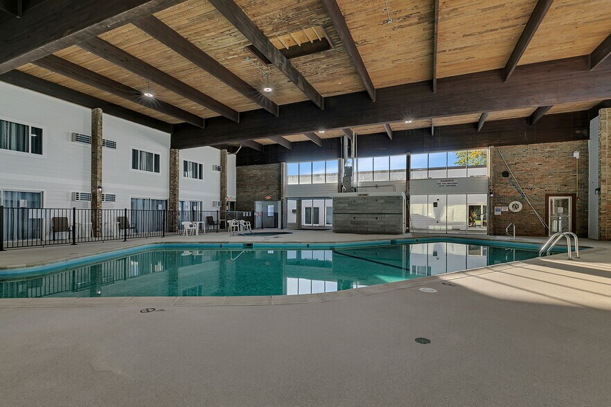 More Photos Of 200 E State 28 Hwy, Morris Hospitality For Sale