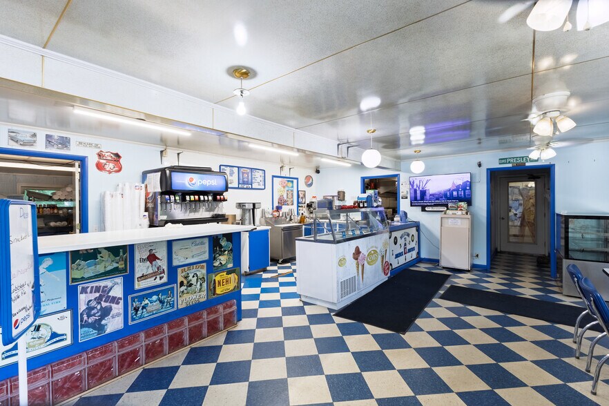 More Photos Of 6306 Pigeon Rd, Canton Restaurant For Sale