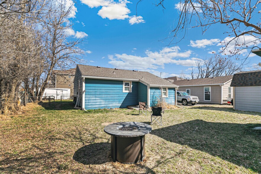 More Photos Of 5997 Magnolia St, Commerce City Apartments For Sale