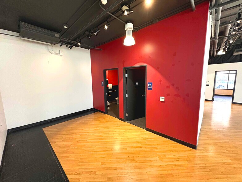 More Photos Of 215 W 7th St, Los Angeles Apartments For Lease