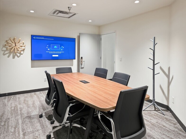 More Photos Of 4211 Cedar Springs Rd, Dallas Office Residential For Lease