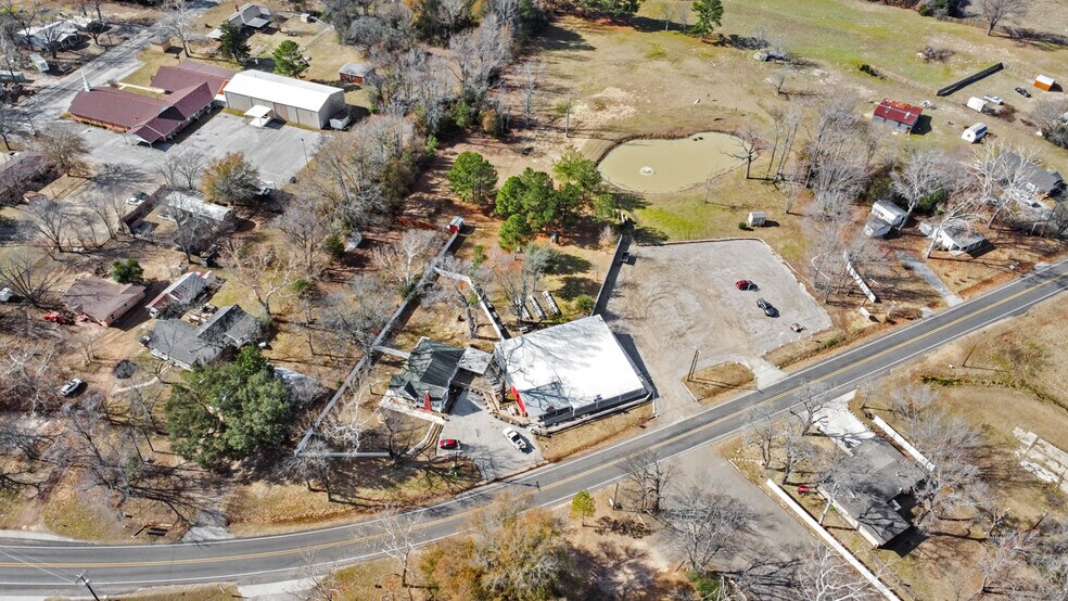 More Photos Of 1450 FM 279, Ben Wheeler Restaurant For Sale