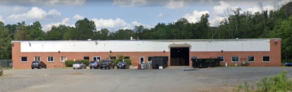 More Photos Of 333 Crestwood Dr, Mountain Top Manufacturing For Sale