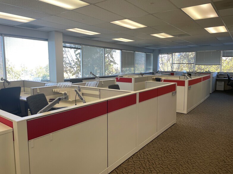 More Photos Of 1104 Country Hills Dr, Ogden Office For Lease