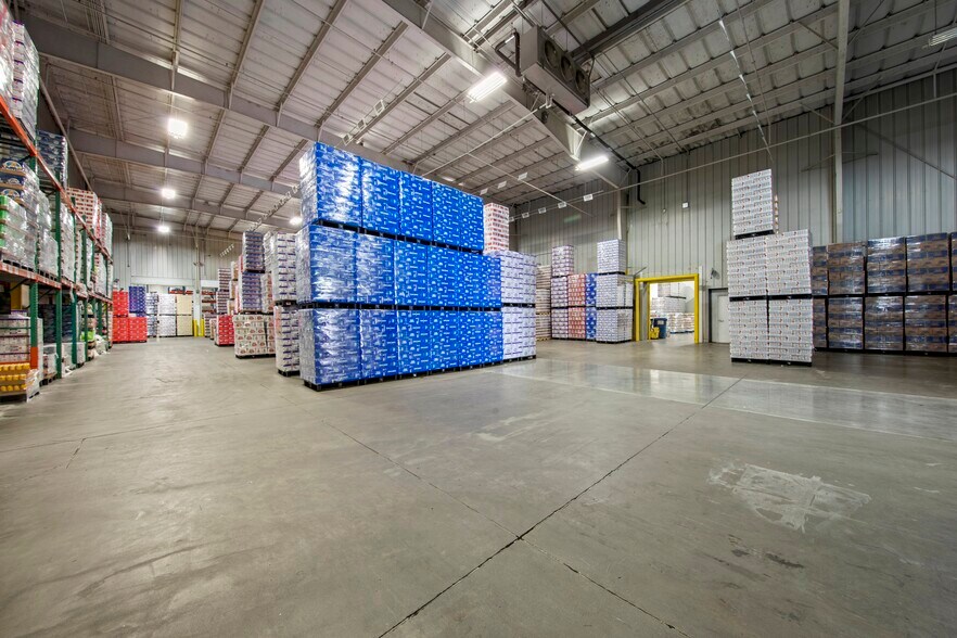 More Photos Of 4747 Progress Ave, Naples Refrigeration Cold Storage For Sale