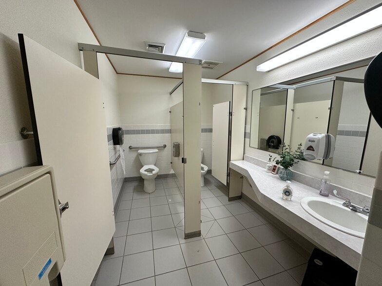 More Photos Of 2460 Baldwin st, Sturgis Religious Facility For Sale