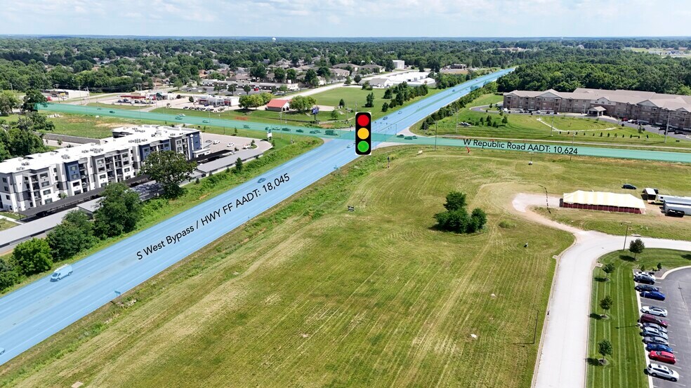 More Photos Of 4100 Wilson Creek Marketplace Rd, Battlefield General Retail For Lease