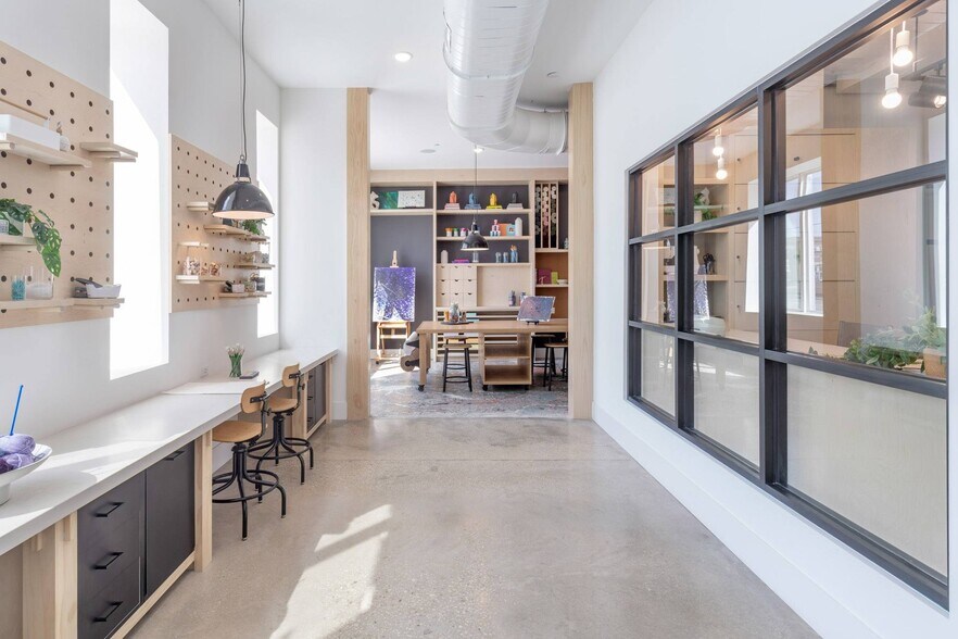 More Photos Of 1647 E Colonial Dr, Orlando Apartments For Sale