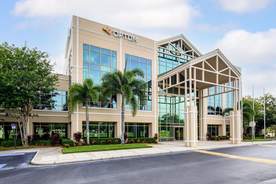 More Photos Of 11399 16th Ct N, Saint Petersburg Office For Lease