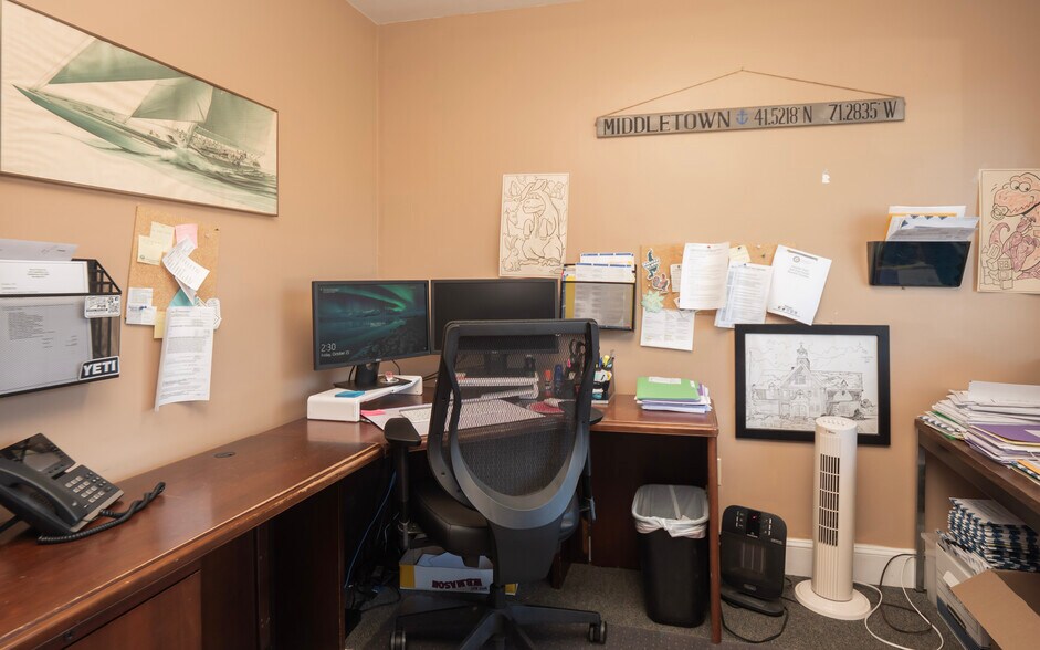More Photos Of 1120 Aquidneck Ave, Middletown Office For Sale