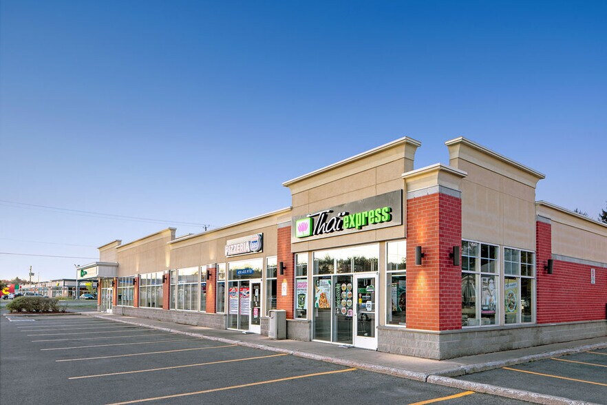 More Photos Of 1080 Rang Saint-François, Terrebonne Freestanding For Lease