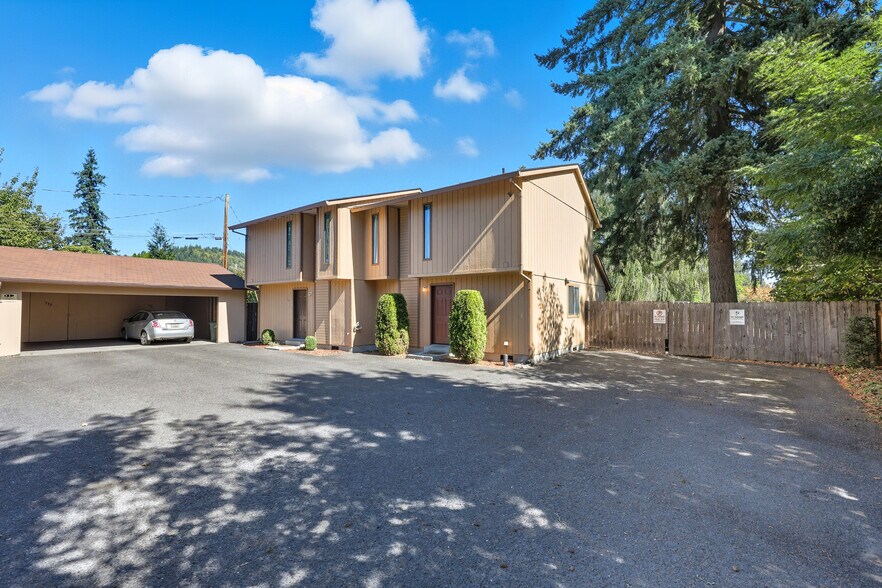 More Photos Of 742-760 9th St, Washougal Apartments For Sale
