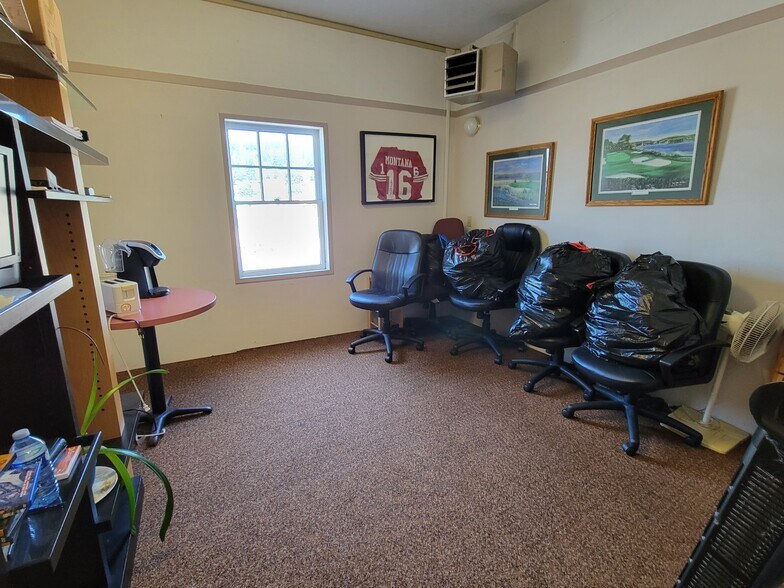 More Photos Of 29 Nehalem St, Clatskanie Apartments For Sale