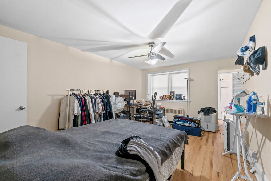 More Photos Of 211 E 33rd St, Baltimore Multifamily For Sale