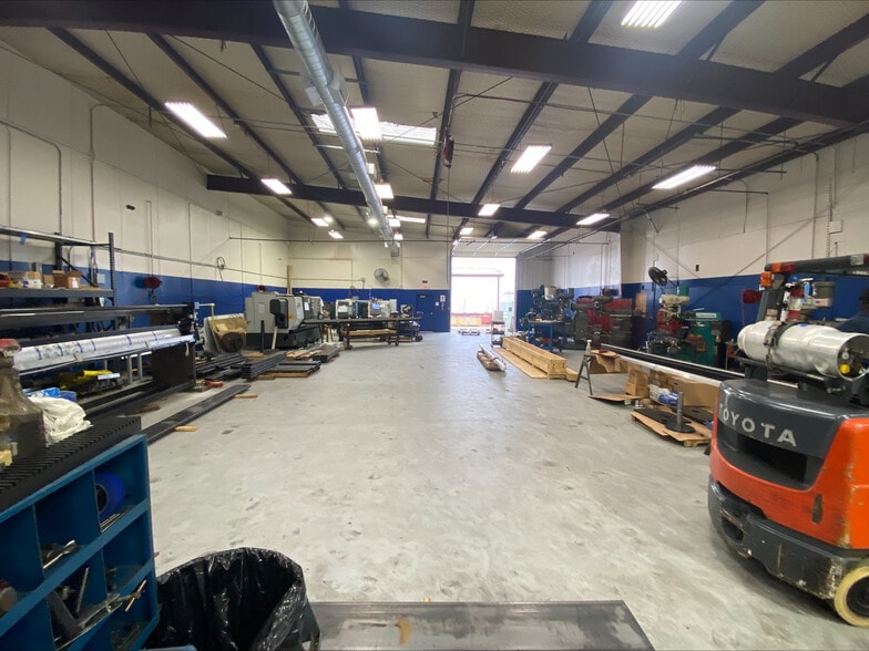 More Photos Of 6513 Midway Rd, Haltom City Warehouse For Sale