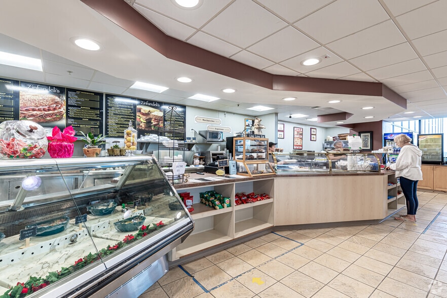 More Photos Of 6 Corporate Dr, Shelton Office For Lease