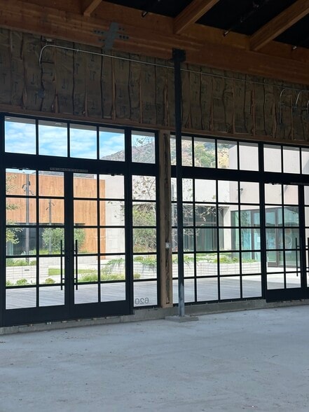 More Photos Of 23465 Civic Center Way, Malibu Unknown For Lease