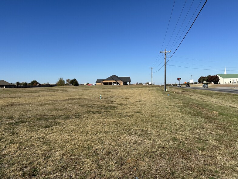 More Photos Of 305 US 377 hwy, Whitesboro Land For Lease