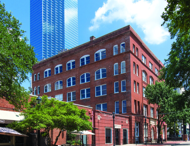 Primary Photo Of 302-306 N Market St, Dallas Loft Creative Space For Lease