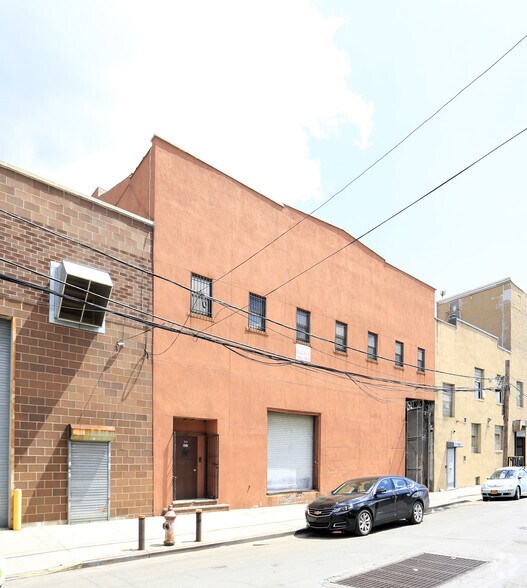 Primary Photo Of 1157 E 156th St, Bronx Warehouse For Lease