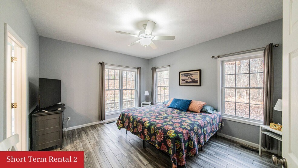 More Photos Of , Grand Rivers Unknown For Sale