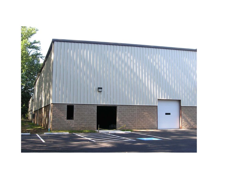 Primary Photo Of 4059 Skyron Dr, Doylestown Warehouse For Lease