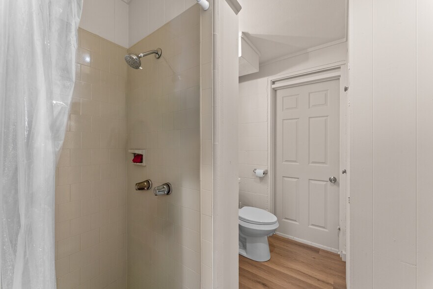 More Photos Of 2105 Algaroba St, Honolulu Apartments For Sale