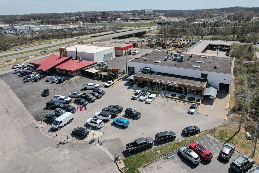 More Photos Of 2005-2007 W 103rd Ter, Leawood Service For Sale