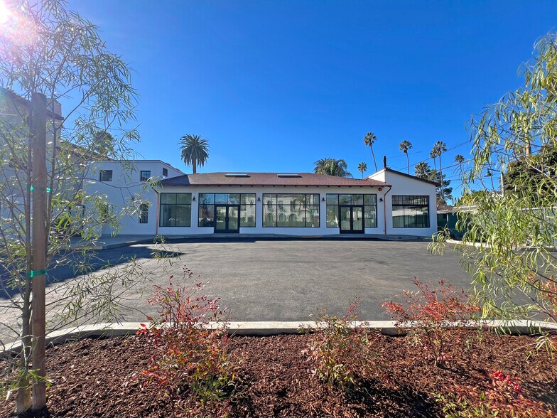 Primary Photo Of 433 Chapala St, Santa Barbara Storefront Retail Office For Lease