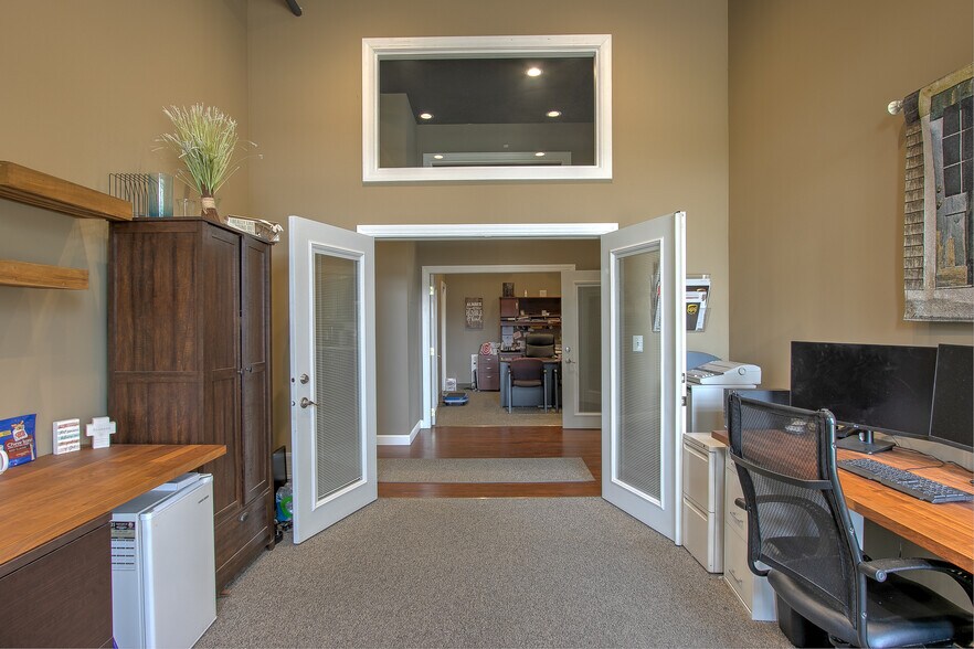 More Photos Of 404-536 Whiskey Rd NW, Isanti Storefront Retail Office For Sale