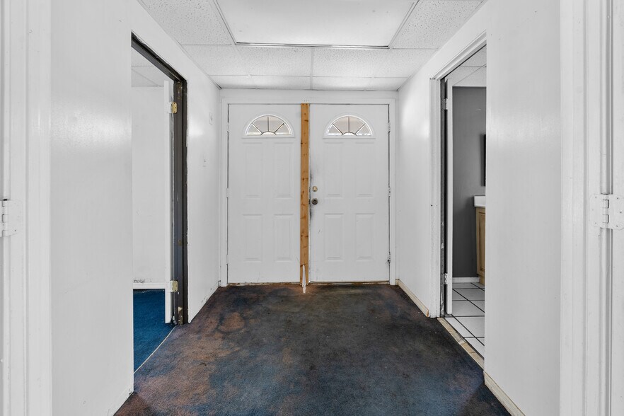 More Photos Of 1105 Brewers Bridge Rd, Elberton Specialty For Sale