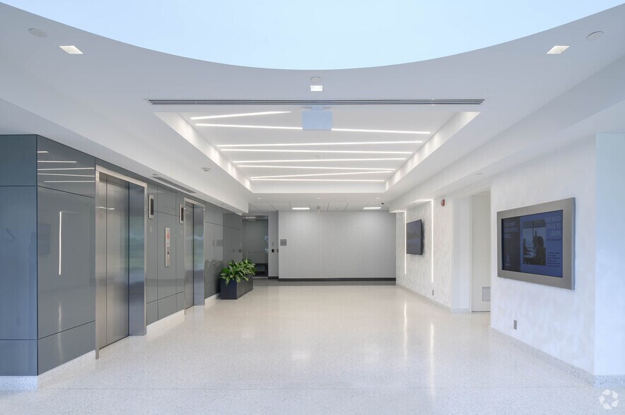 More Photos Of 600 W Germantown Pike, Plymouth Meeting Unknown For Lease