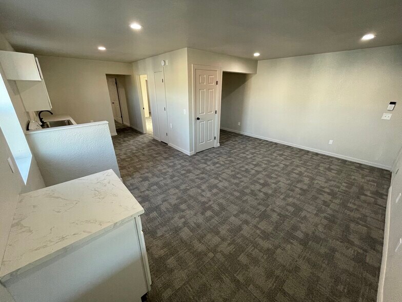 More Photos Of 7447 W 78th St, Tulsa Office For Lease