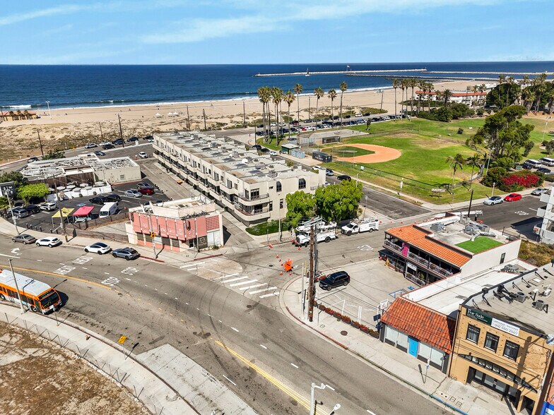 More Photos Of 177 Culver Blvd, Playa Del Rey Storefront For Lease